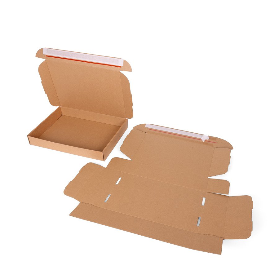 2 Schachteln - eine aufgerichtet / zusammengebaut und eine flache Anlieferung