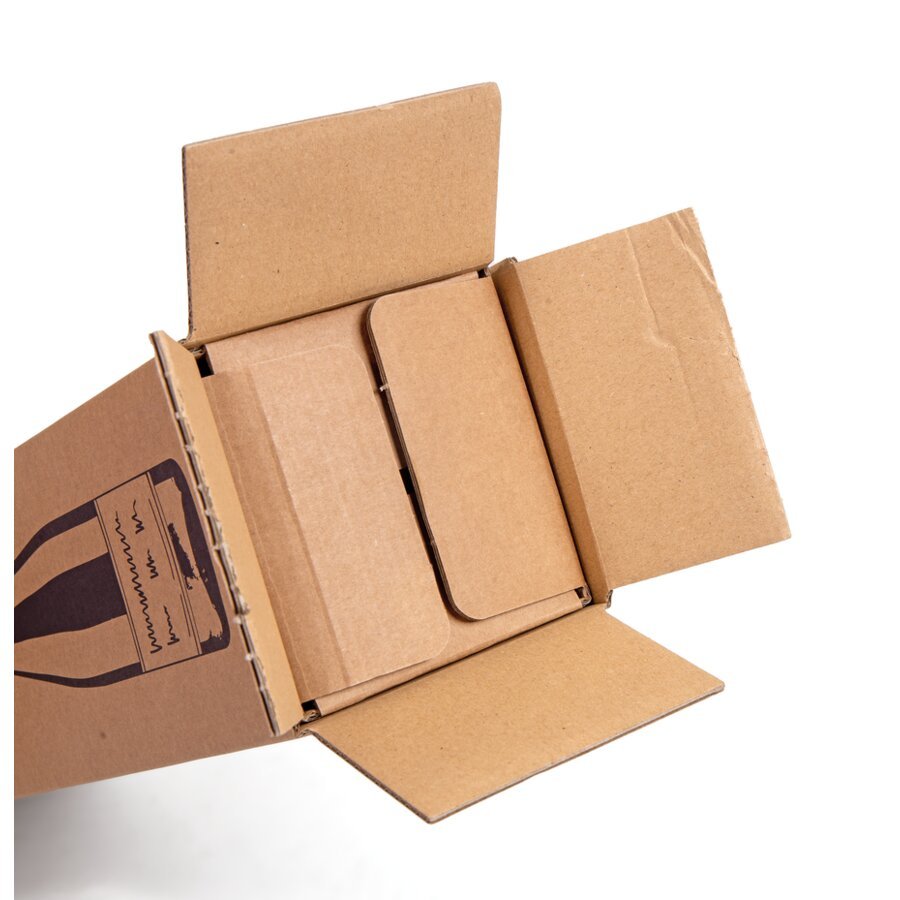 Doppelte Innen- und Außenklappen sorgen für eine hohe Stabilität des Flaschenkartons Doppelte Innen- und Außenklappen sorgen für eine hohe Stabilität des Flaschenkartons