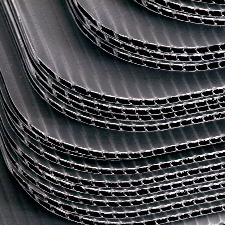 Hohlkammerprofile bestehen aus 2 Decklagen, die �ber mehrere Stege miteinander verbunden sind