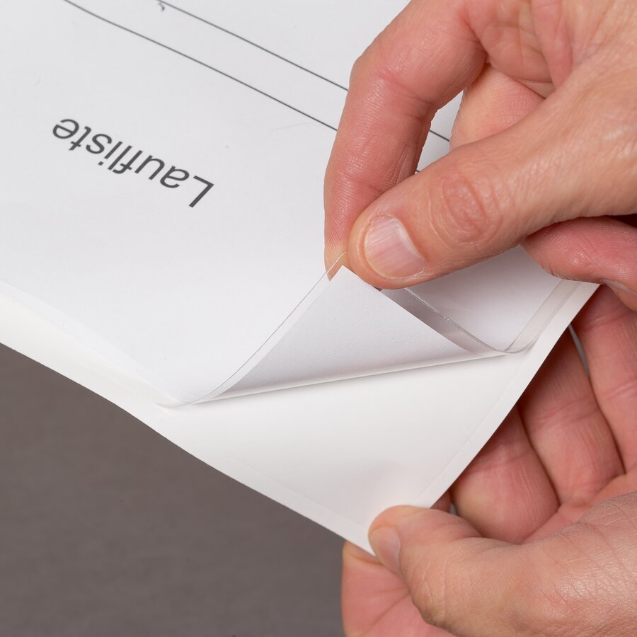 Sichttasche einfach von der Schutzfolie abziehbar