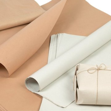 Natürliches und umweltfreundliches Packpapier im Bogenformat zum Auspolstern und Einwickeln
