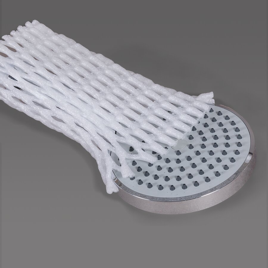 Durch die rautenfrmige Gitternetz-Struktur bleibt der Inhalt in der Schlauchverpackung weiterhin sichtbar.