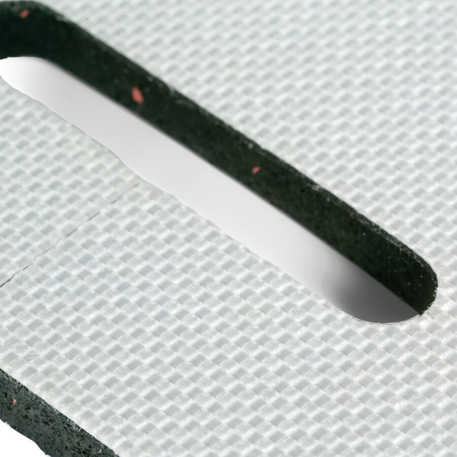 Einfach den Zurrgurt in den Bandschoner einfdeln