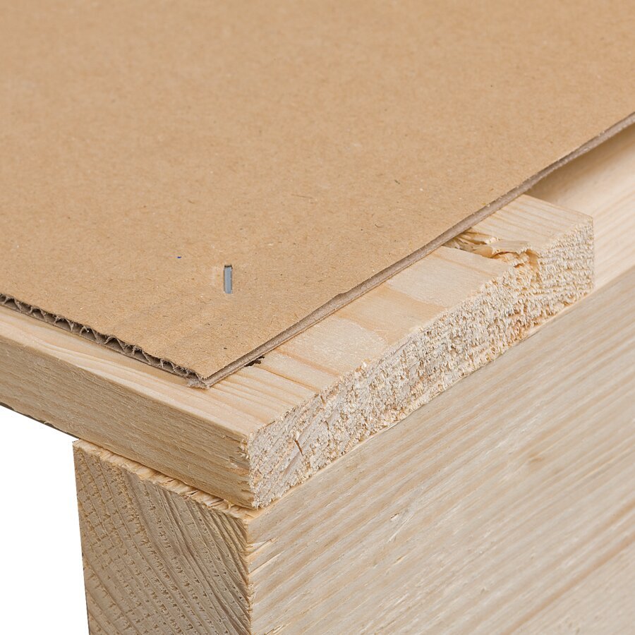 Einwegpalette mit Antirutschauflage