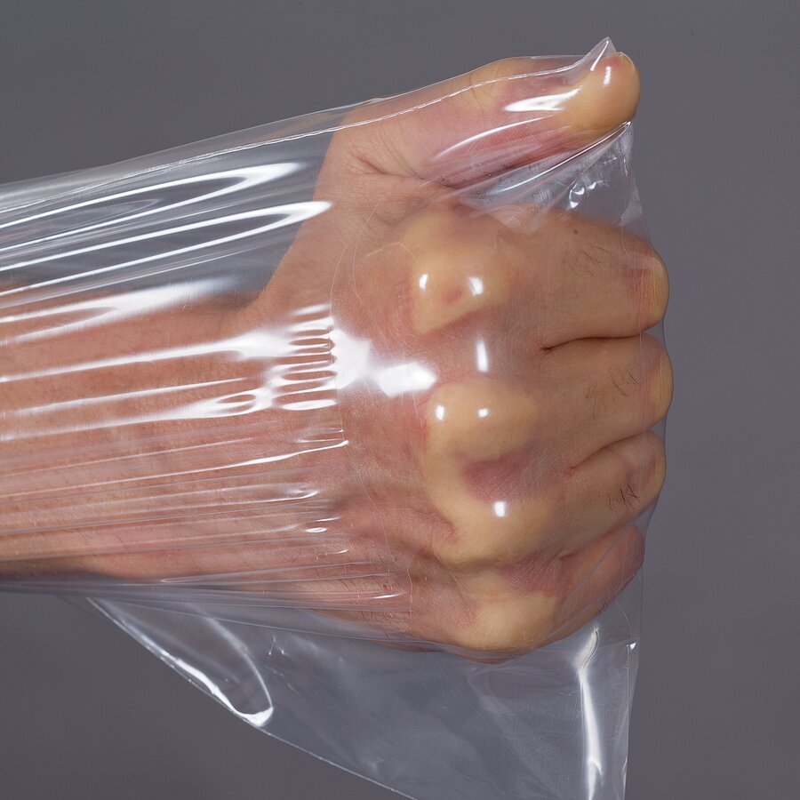 Hohe Dehnbarkeit: Auch unter Spannung bleibt die Folie stabil