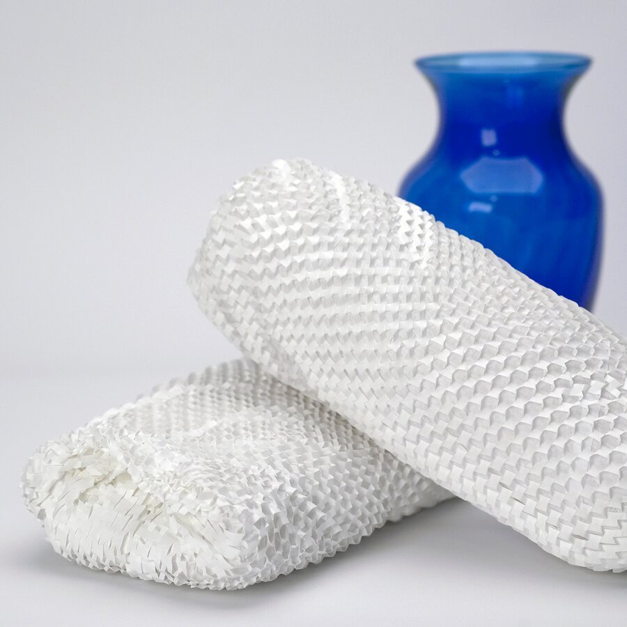 Unförmige und kantige Produkte können mit dem Papierpolster flexibel umwickelt werden Unförmige und kantige Produkte können mit dem Papierpolster flexibel umwickelt werden