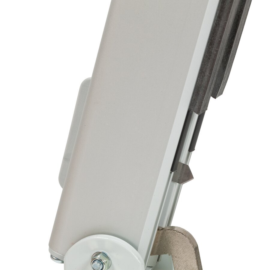 Mit integrierter Schneidvorrichtung zum individuellen Konfektionieren von Beuteln aus Schlauchfolie